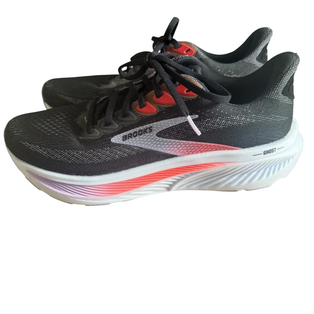Brooks brand new